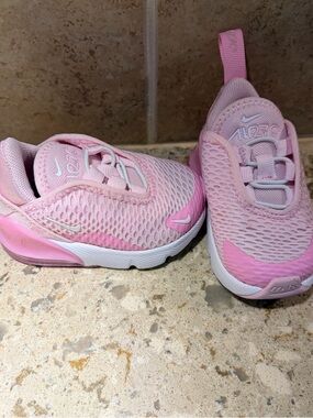 Nike Air Max 270 Pink Toddler Sneakers Size 2C Slip On Girls Shoes EUC